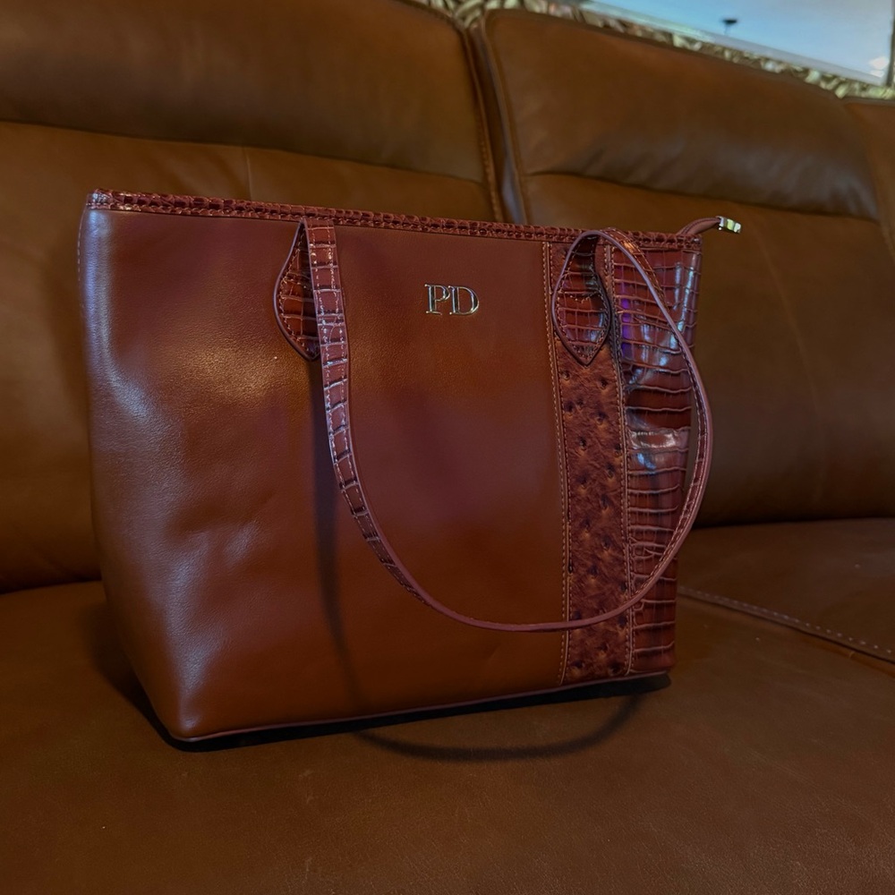 Elegant Brown Leather Tote Bag